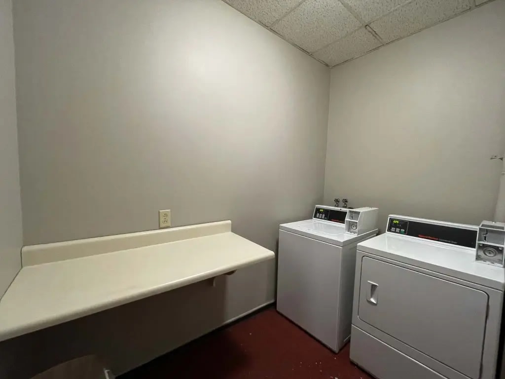 St. George Apartments Image 8