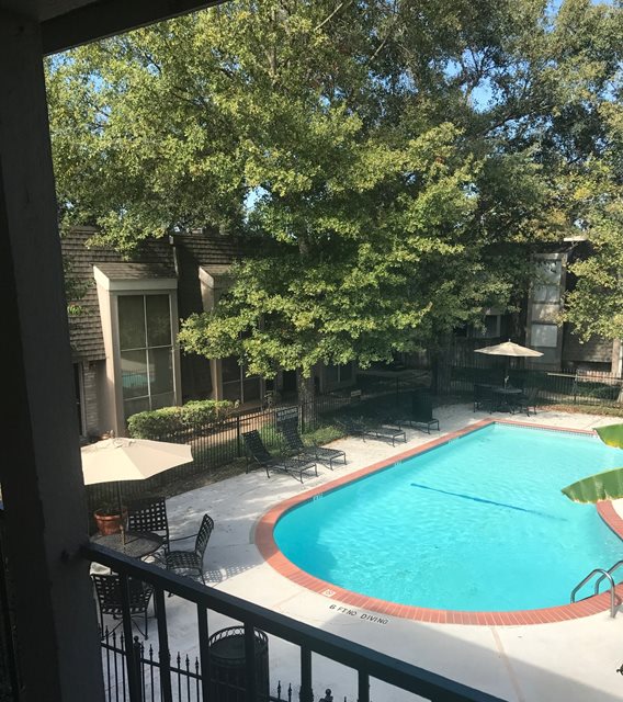 The Crest Apartments Image 14