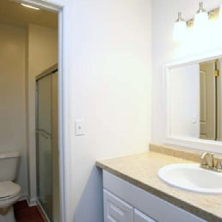Castleton Manor Image 7