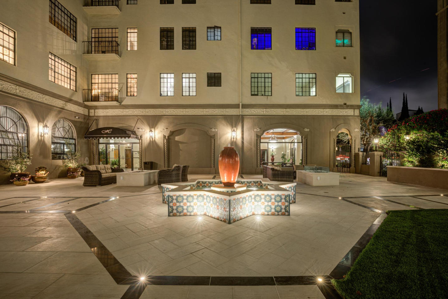 Hermoyne Apartments Image 15