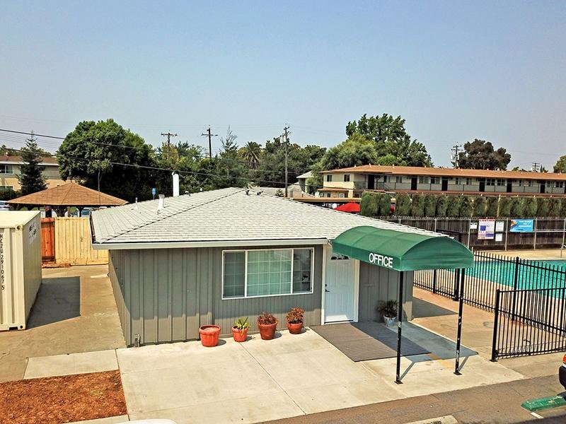 Sur Apartments Image 15