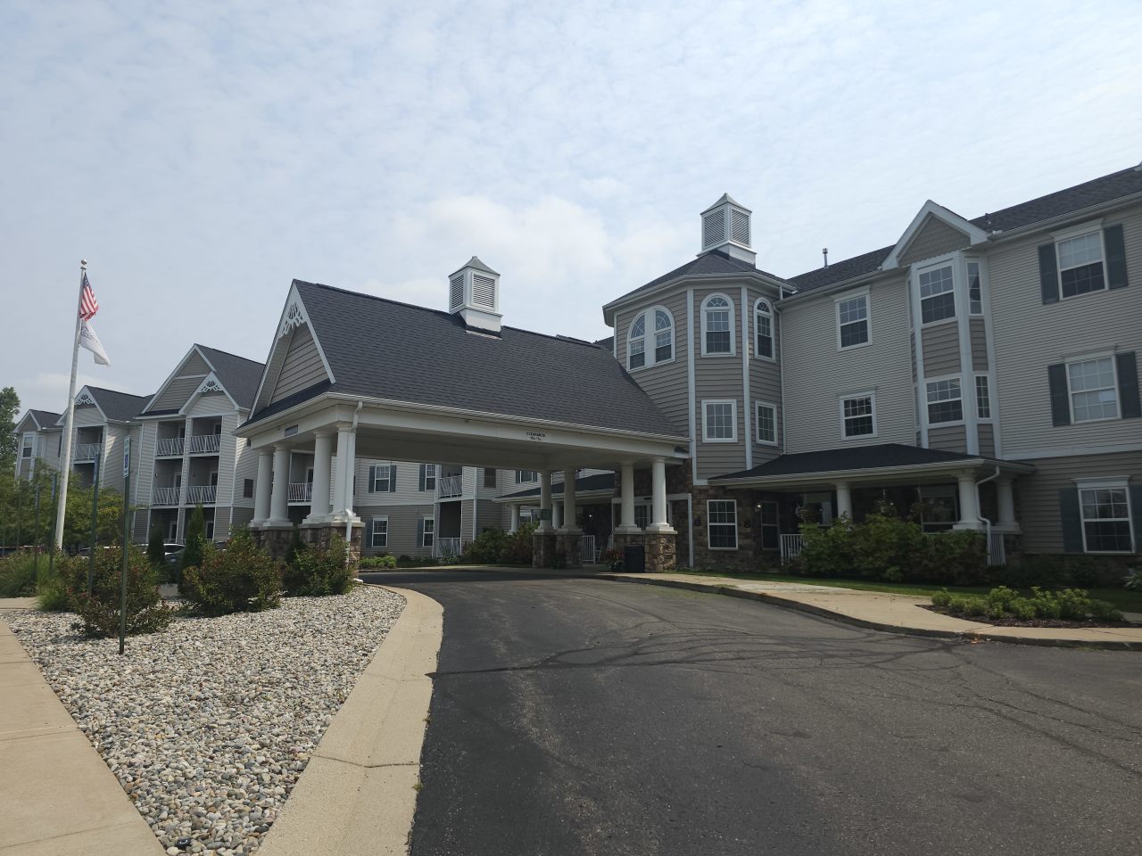 Oakhaven Manor - Senior Living Image 25