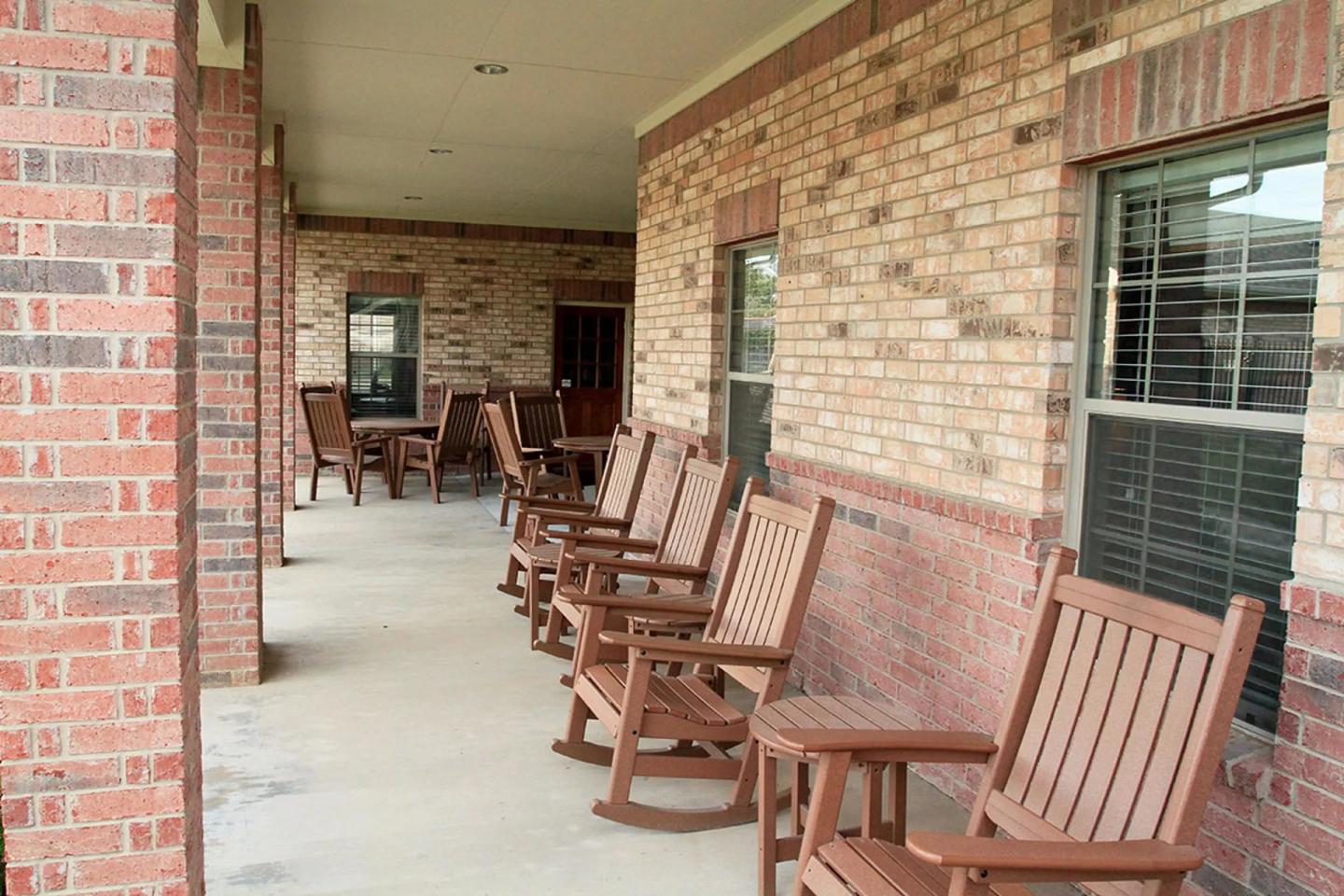 Senior Housing - North Greenbriar Image 21