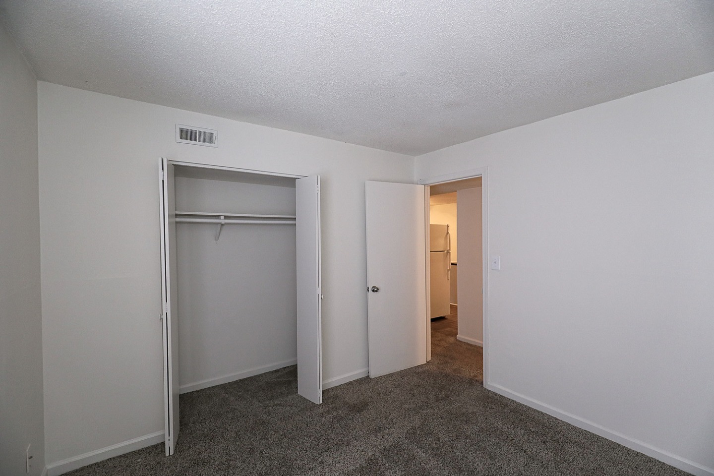 The Morehead Apartments Homes Image 14