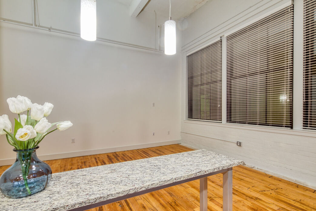 Petersburg ArtistSpace Lofts Image 40