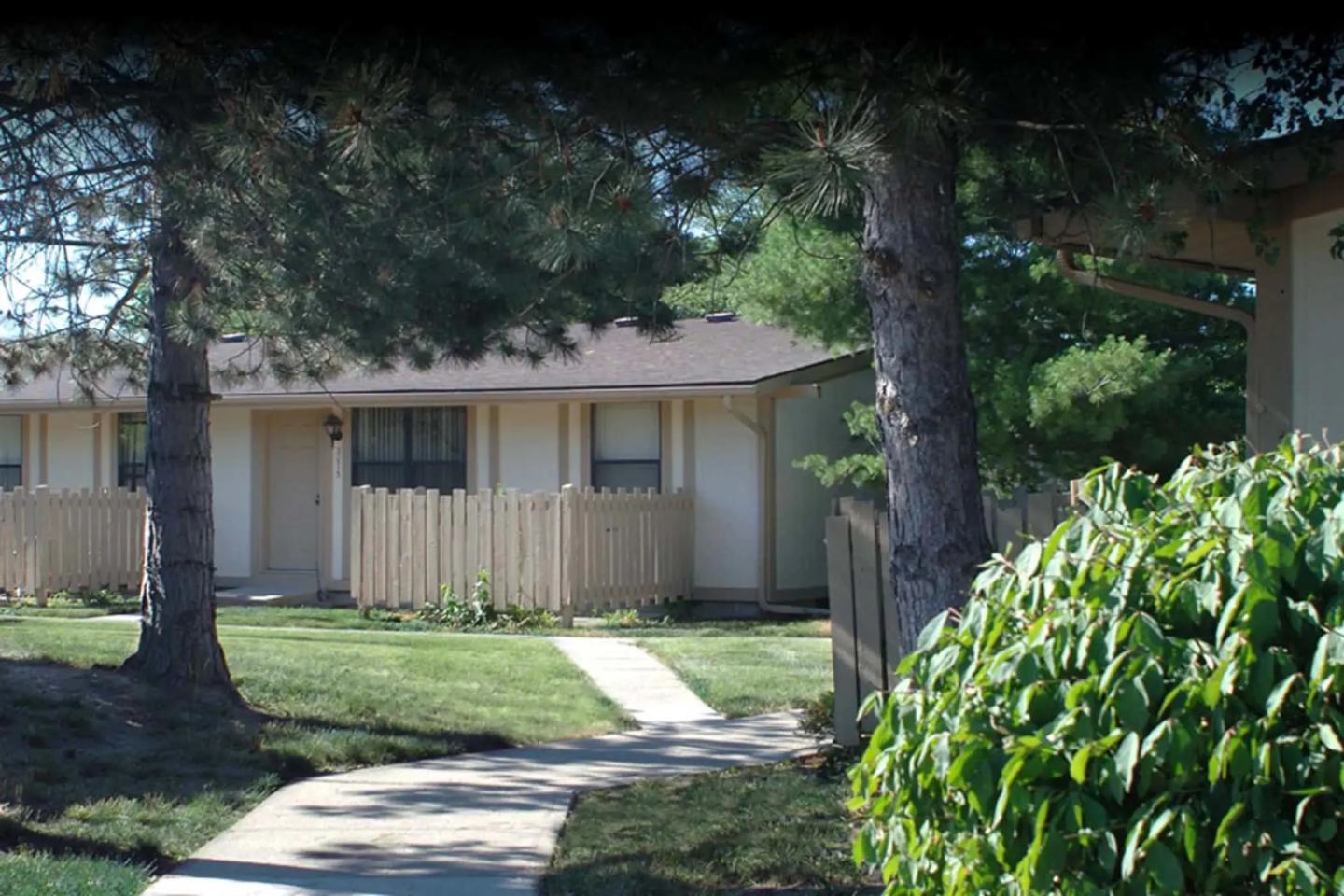 Randolph Court Image 6