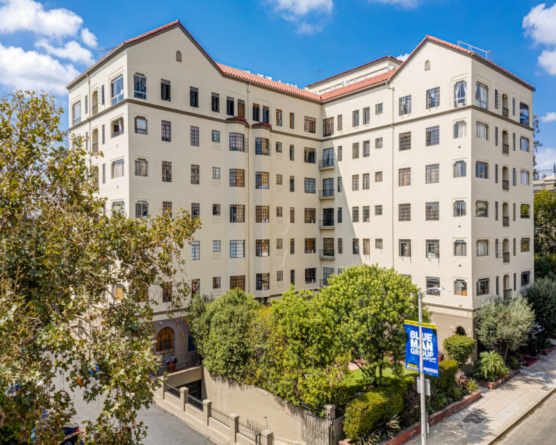Hermoyne Apartments Image 50