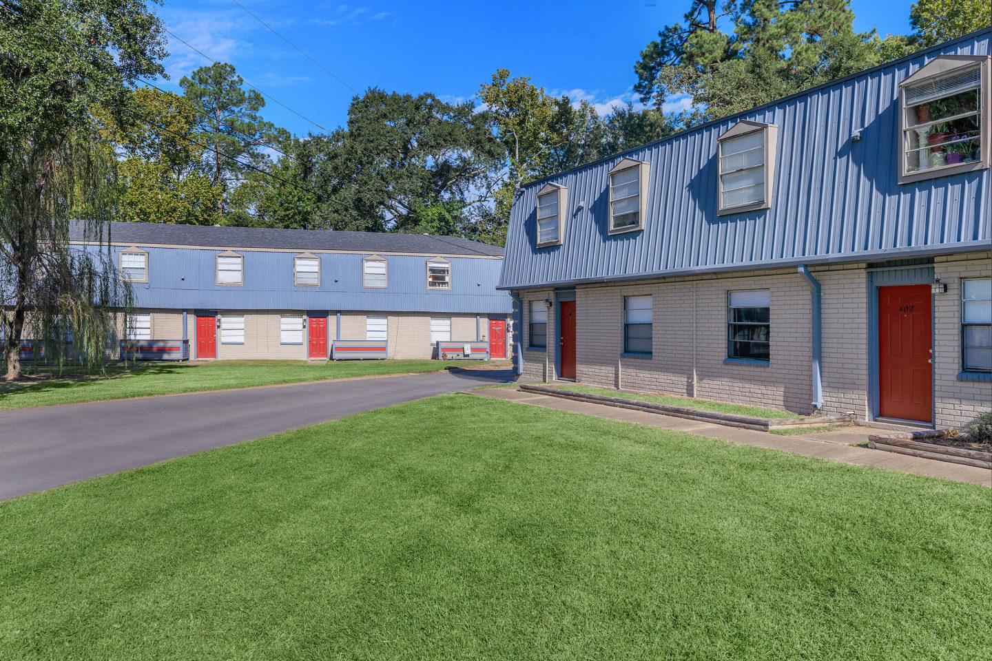 The Californian Apartments of Lufkin Image 15