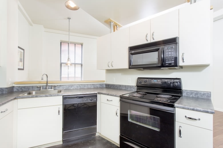 PENN GARRISON LOFTS Image 18