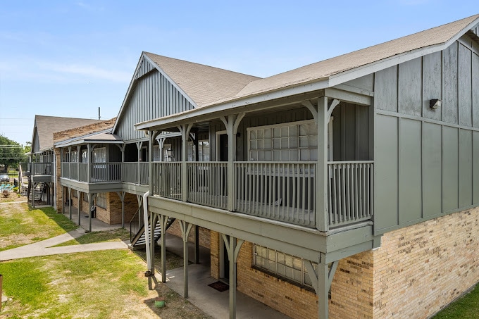 Celeste Apartments Image 10