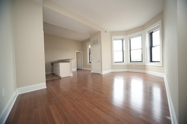 1304 St Paul Street Image 8