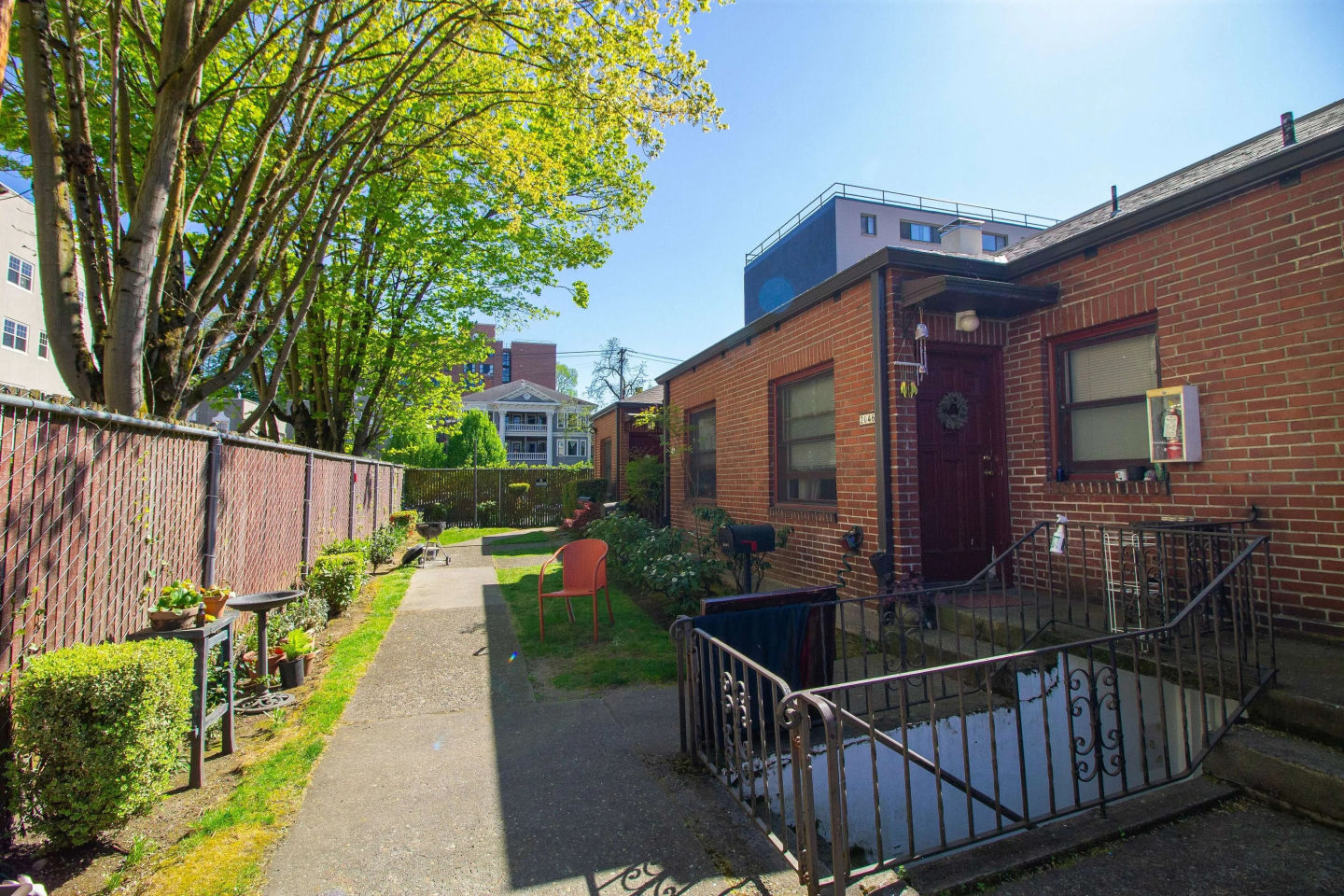 Gardner Court Image 8