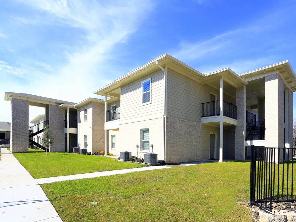 The Brooks on heritage parkway Image 11