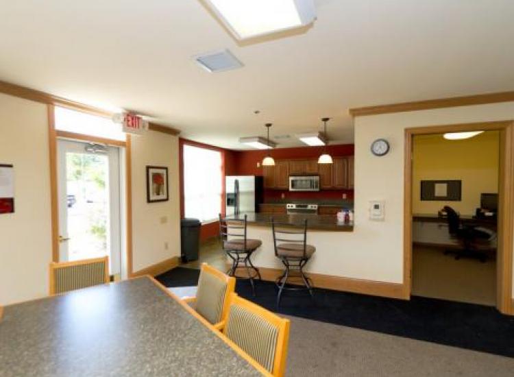 Granville Heights - Senior Housing Image 11
