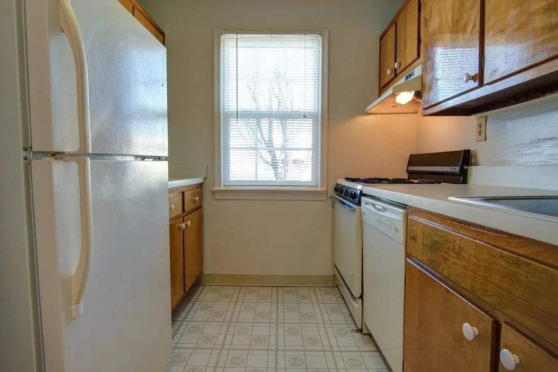 Whetstone Apartments Image 16
