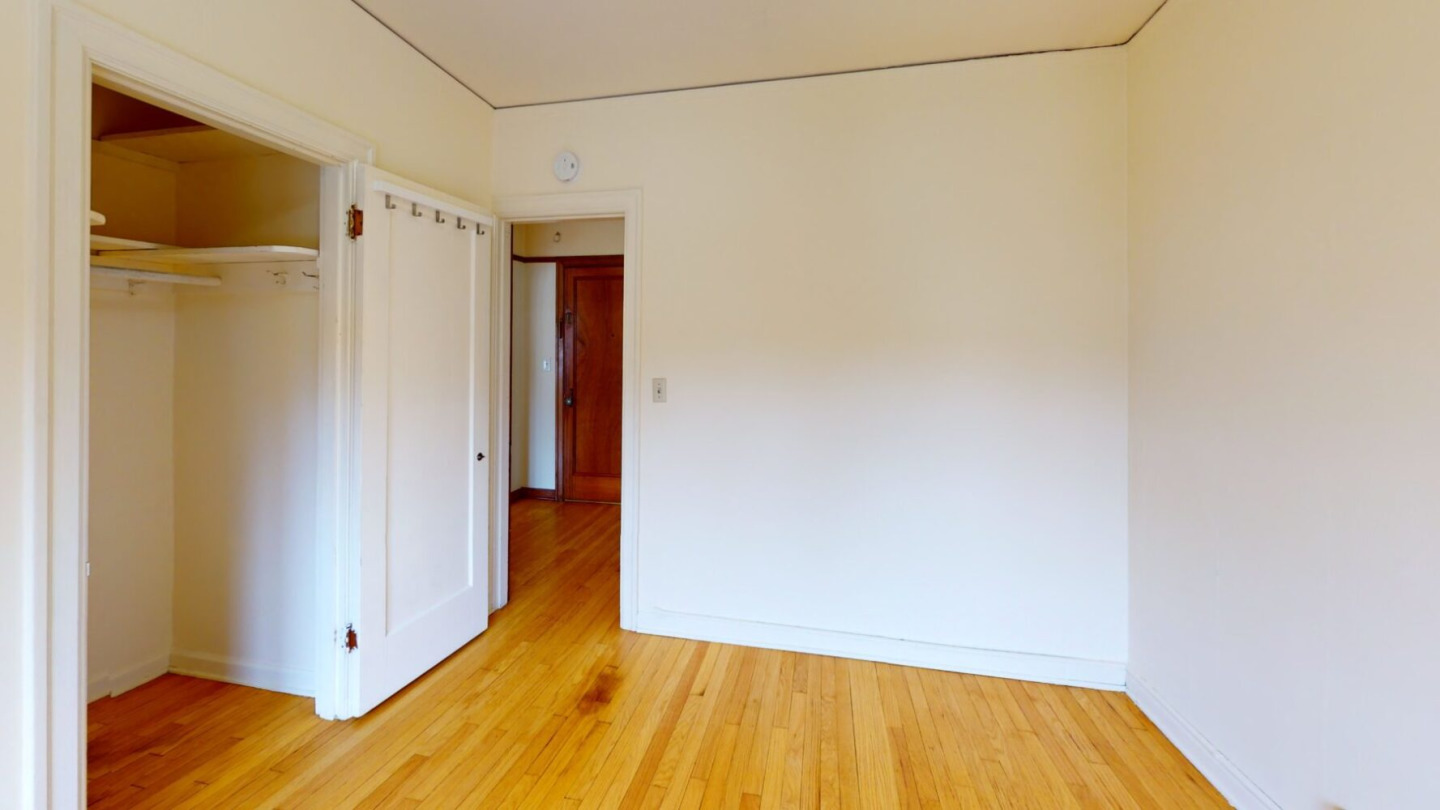 The Lola Apartments Image 2