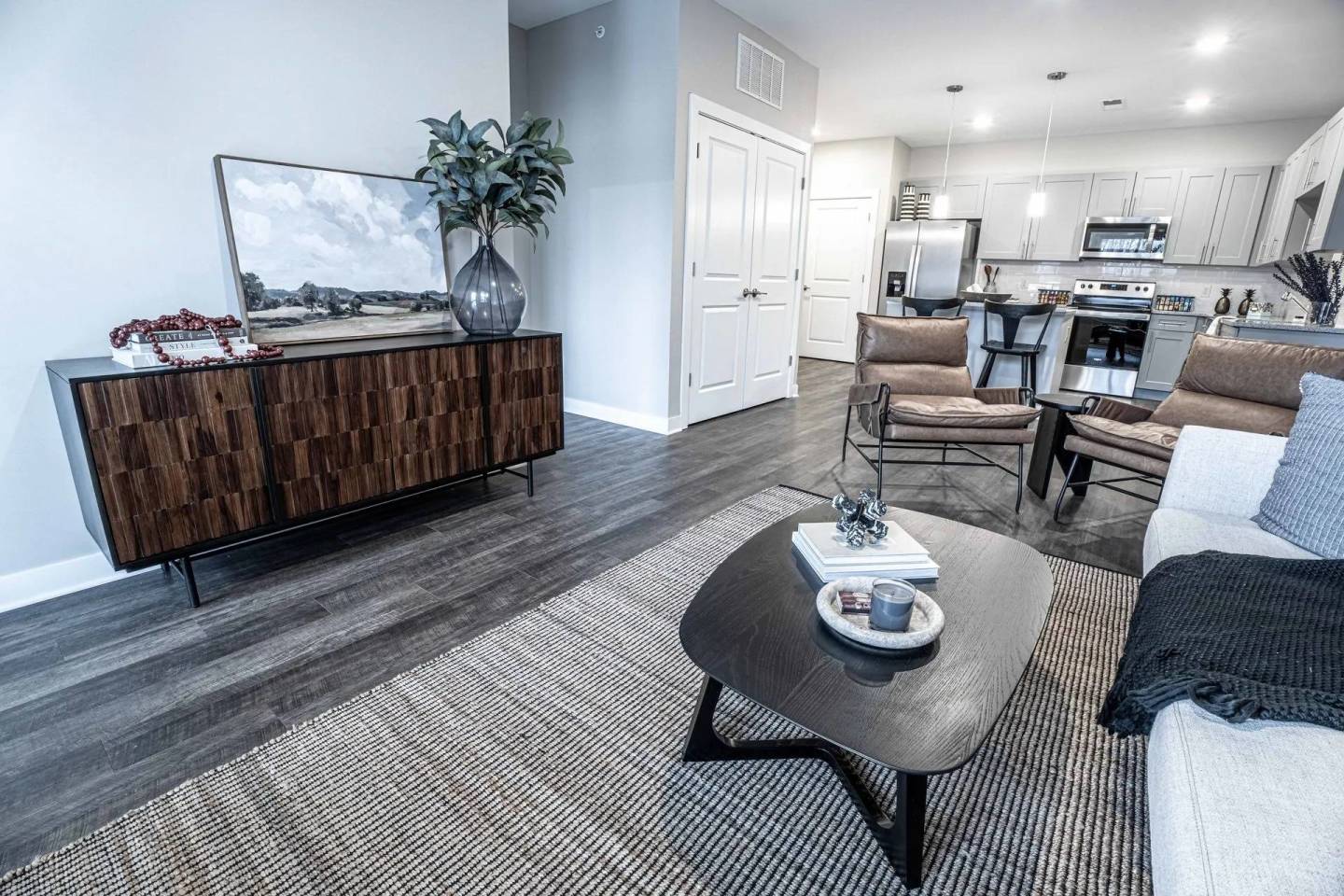 Founders Pointe Apartments Image 38