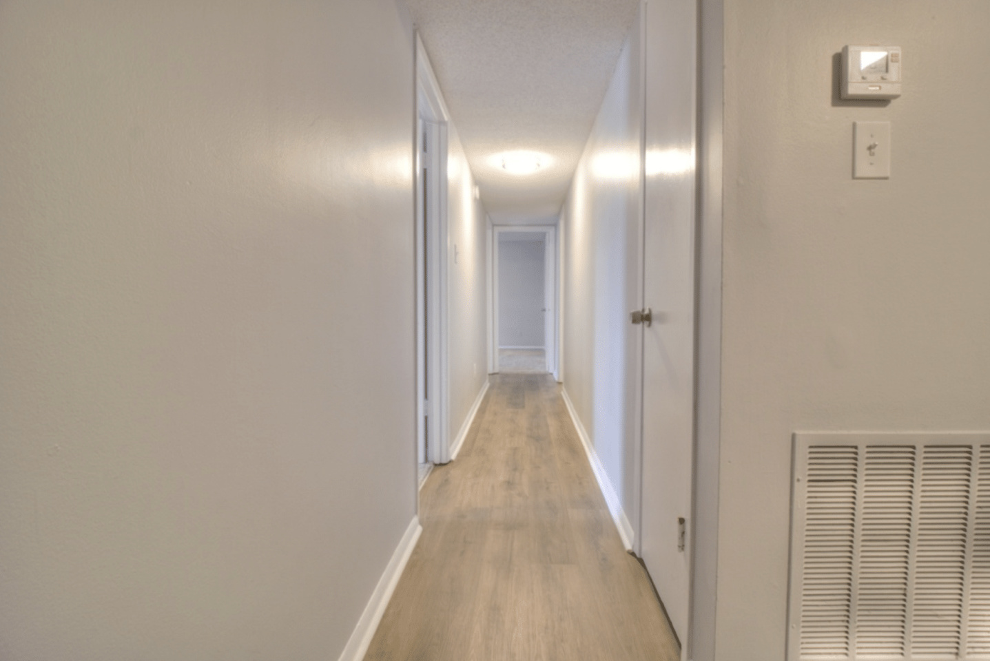 Aura Apartments Image 3