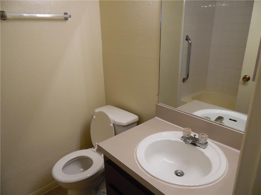 Westminster Apartments Image 10