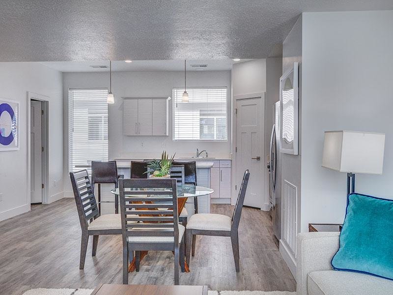 Coventry Town Homes Image 8