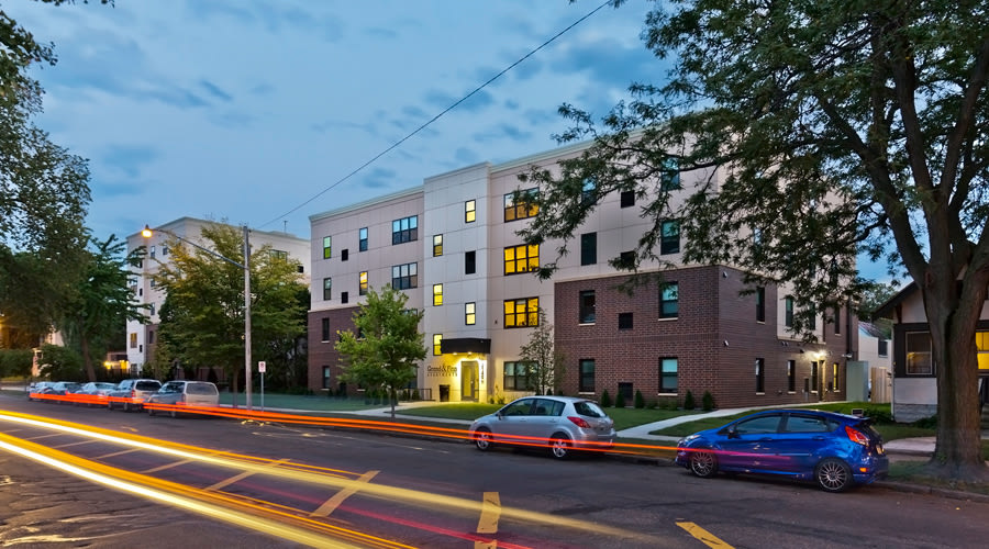 West Grand Avenue - Student Housing Image 18