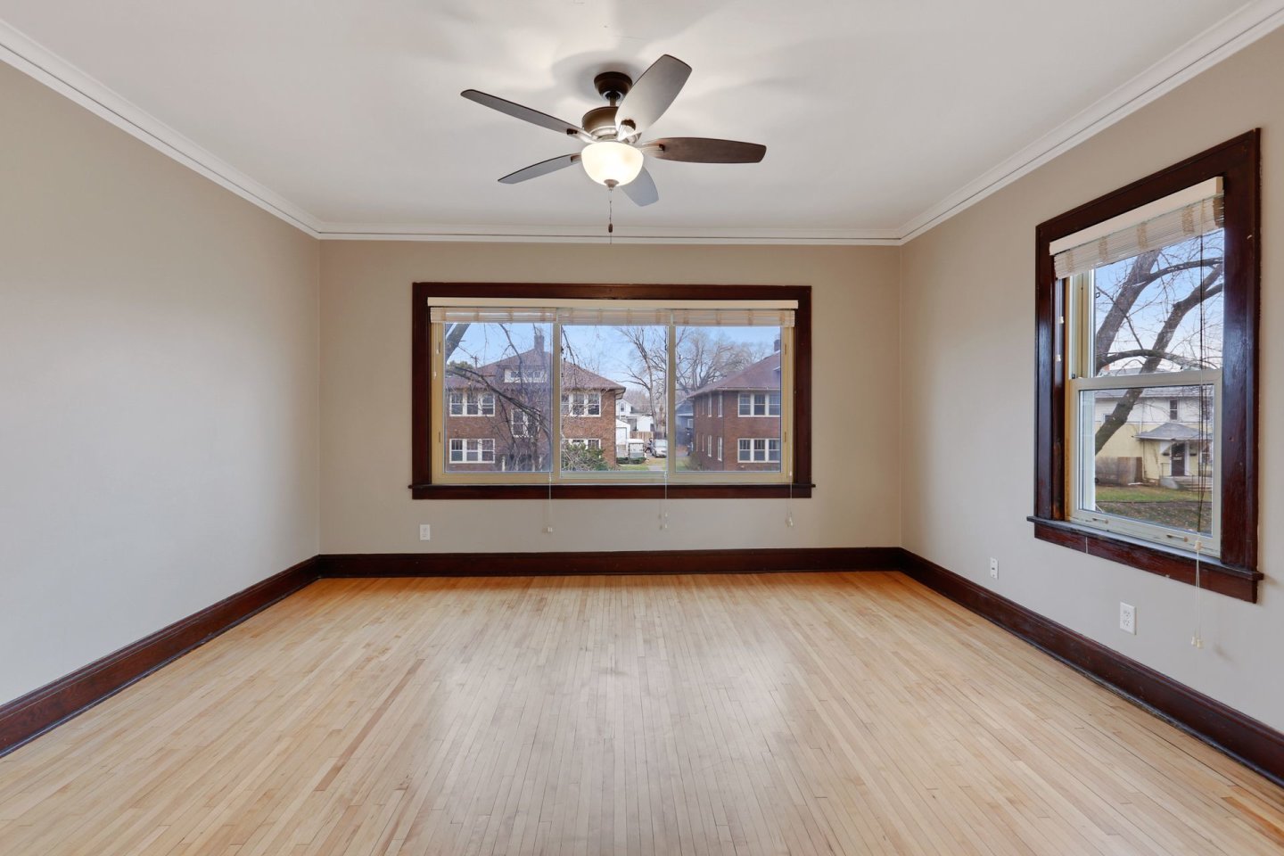 1610 Charles Avenue Image 13