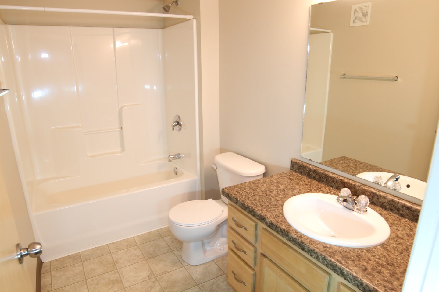 Campus Place V Apartments Image 11