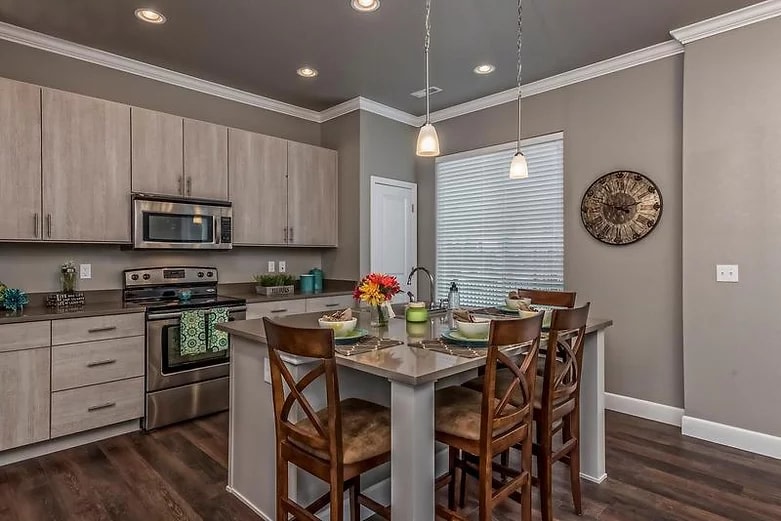 Willow Point Townhomes Image 1