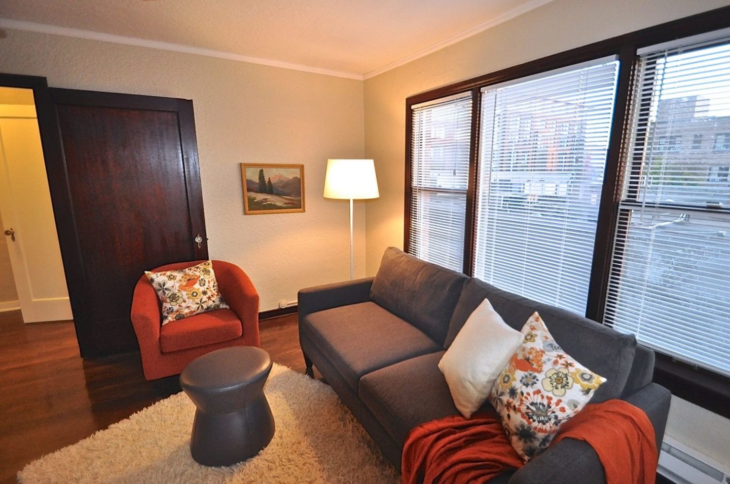 Gordon Apartments Image 5
