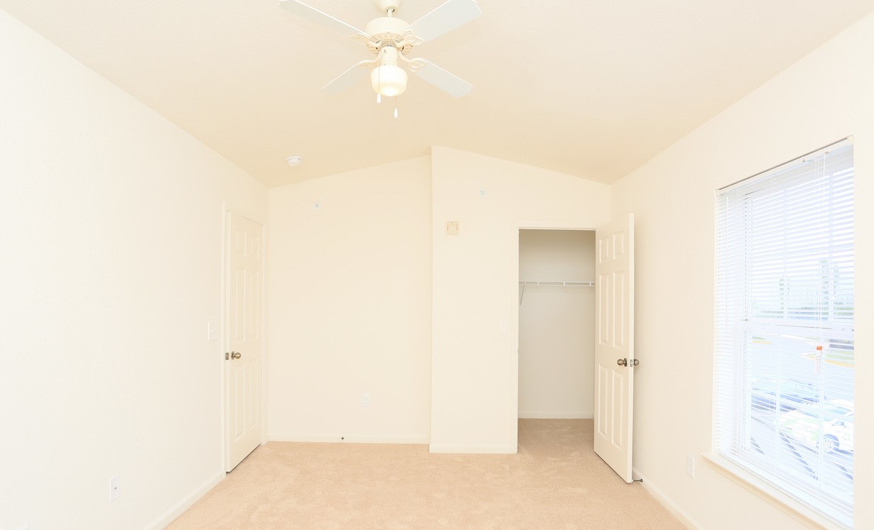 Regency Place Image 7