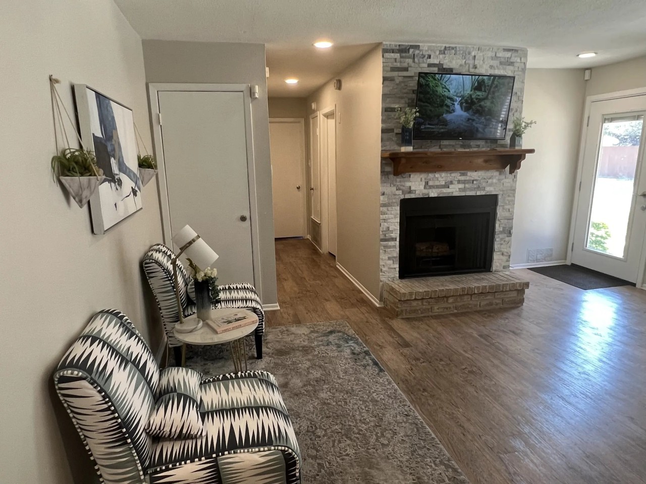 The Camaron Townhomes & Flats Image 61