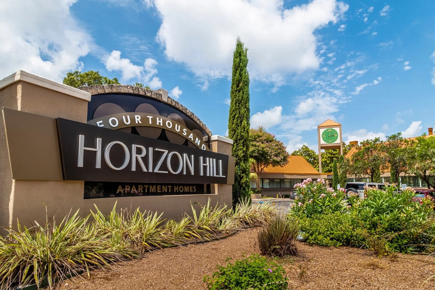 4000 Horizon Hill Image 42