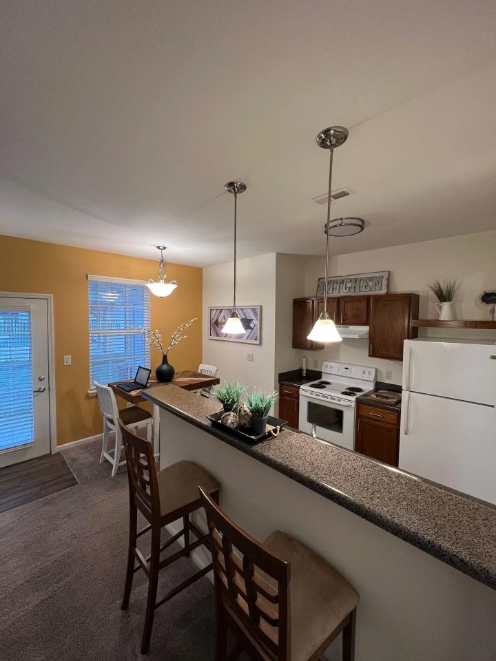 Bluestone Apartments Image 7