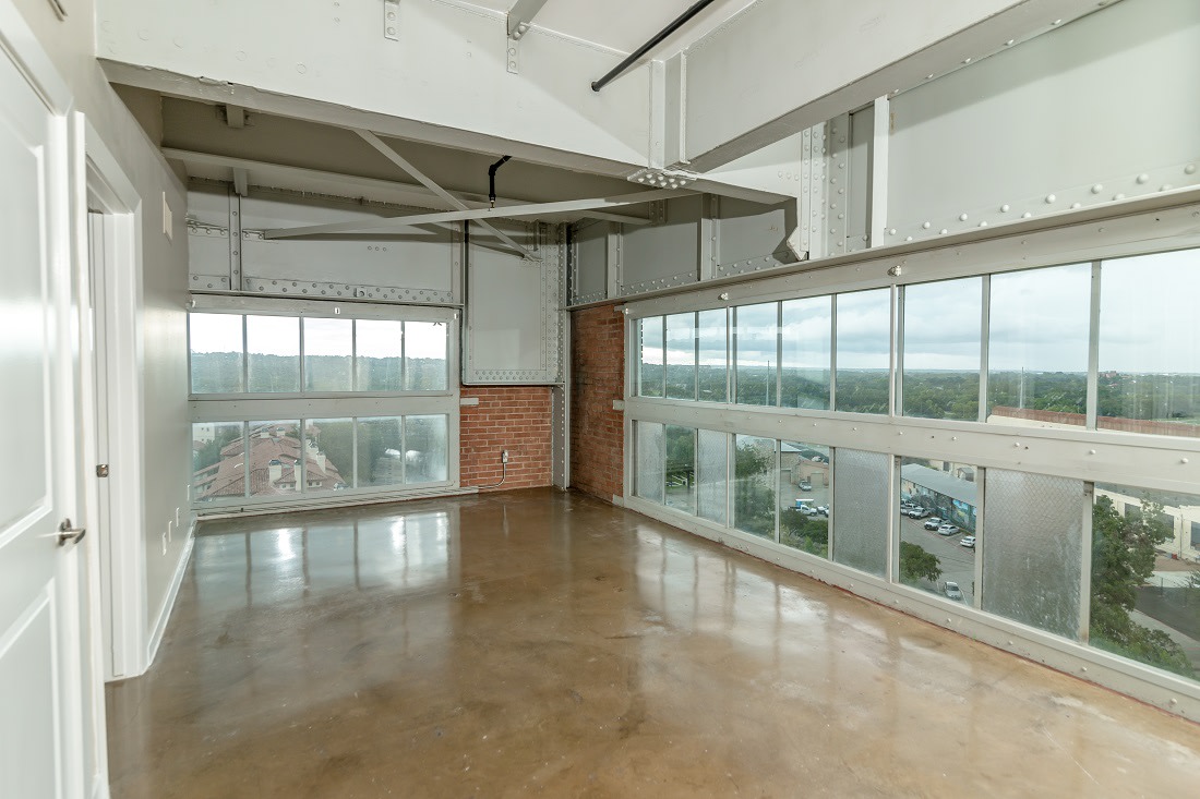 The Landmark Image 25