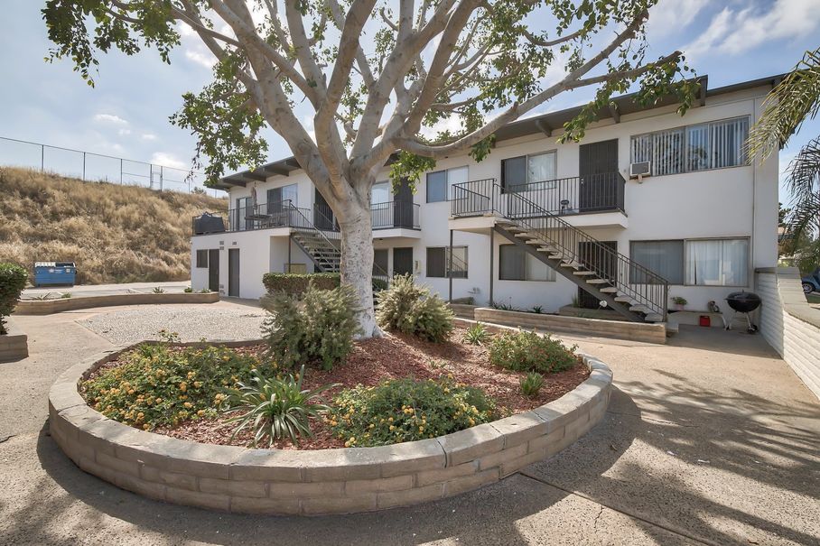 Rancho Vista Apts Image 22