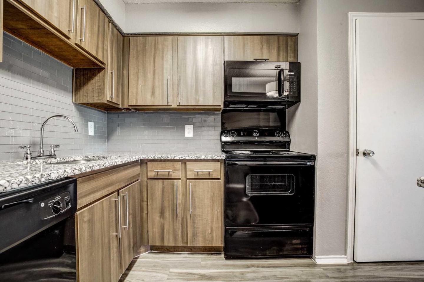 Woodside Lane Apartments Image 13