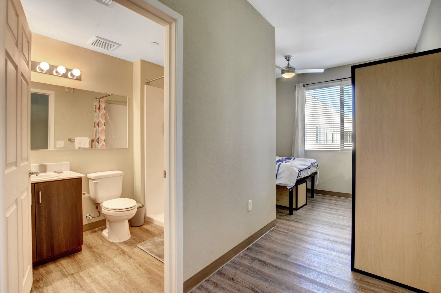Student Housing - Echo 1055 Image 18
