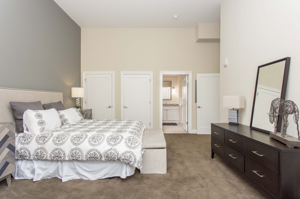 2100 Parkway Image 7