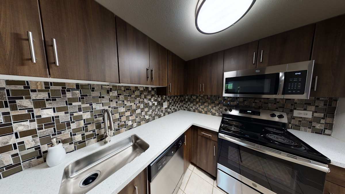 The Cascades Apartments Image 2