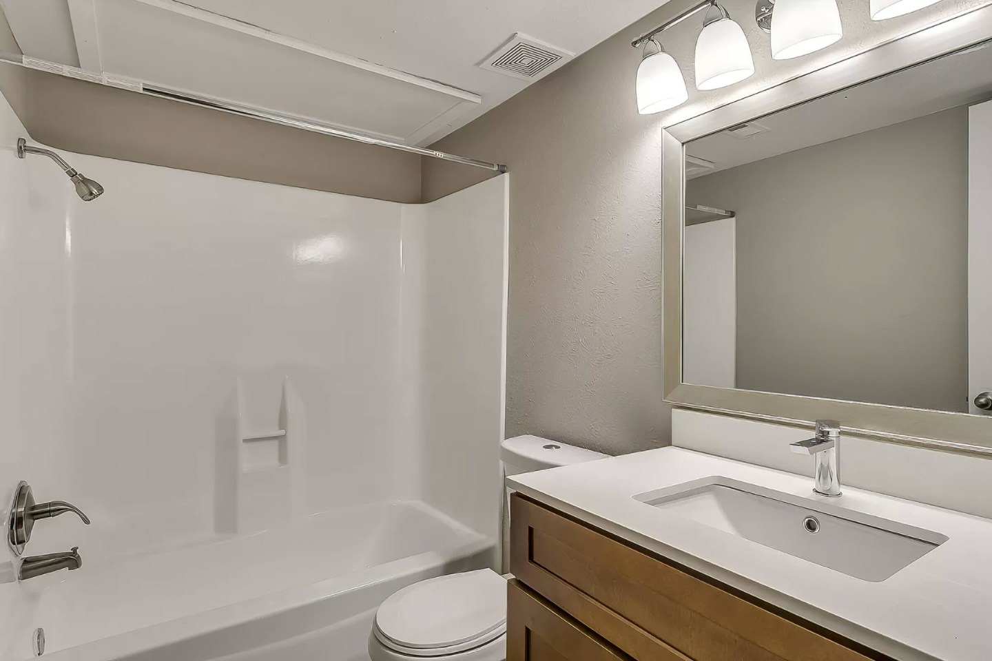 Manchester House Apartments Image 16