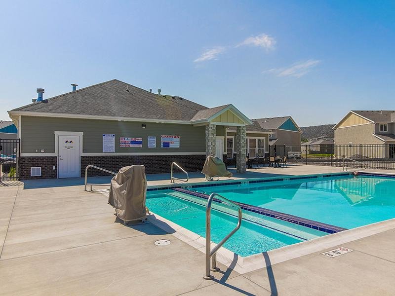 Porter Ranch Townhomes Image 38
