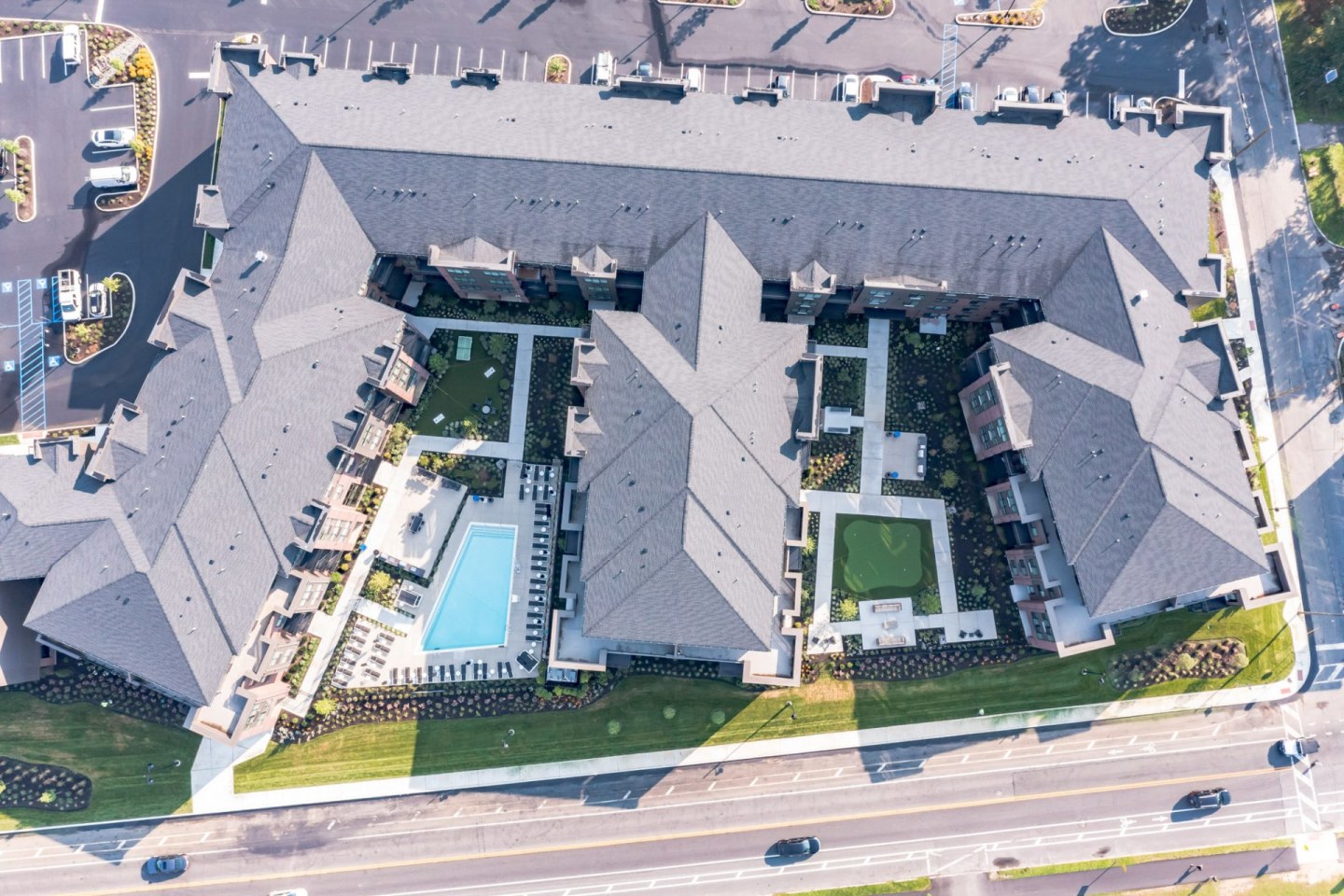202 Park Image 3