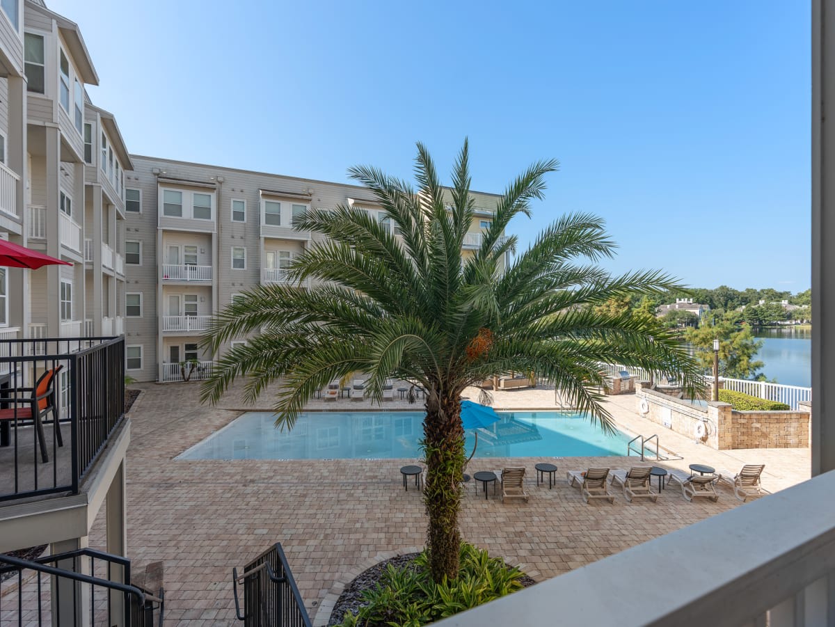 Lake Lofts at Deerwood Image 39