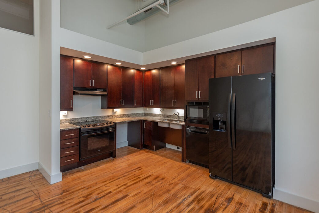 Petersburg ArtistSpace Lofts Image 17