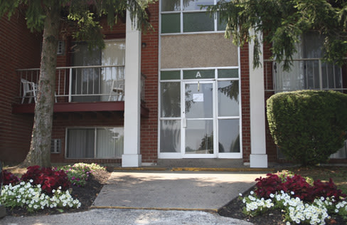 Highview Garden Apartments Image 11