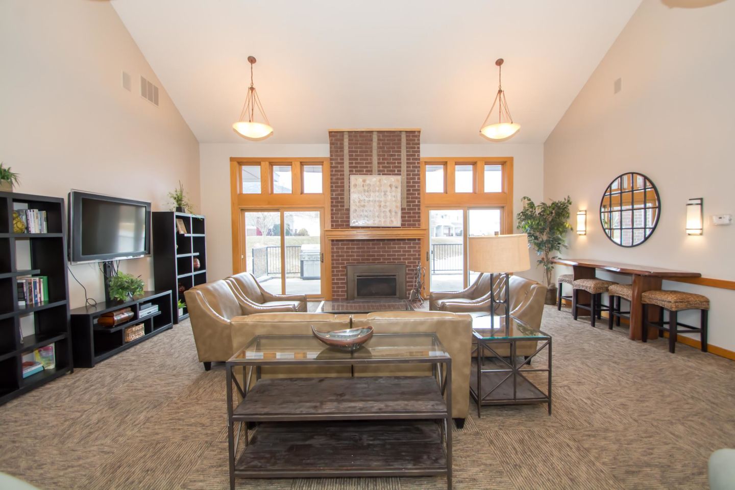 Lexington Apartments & Townhomes Image 3