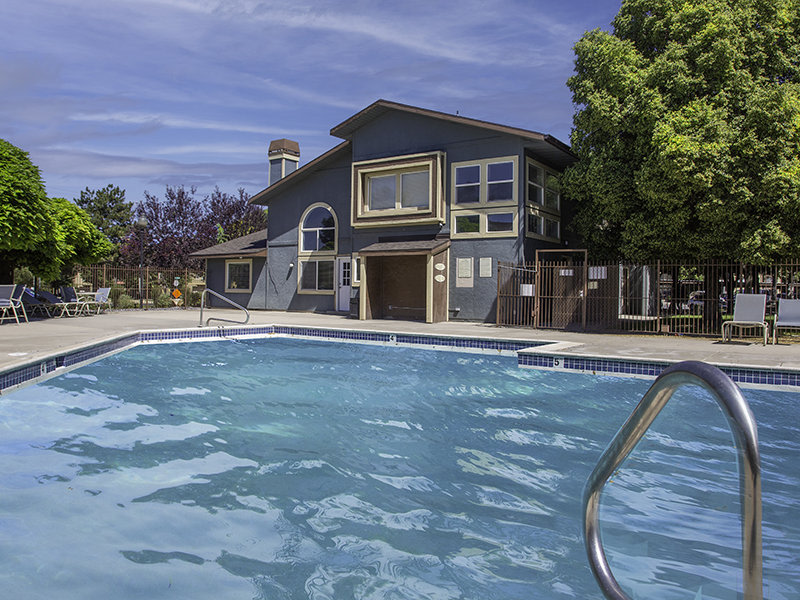 Mountain Shadows Apartments Image 1