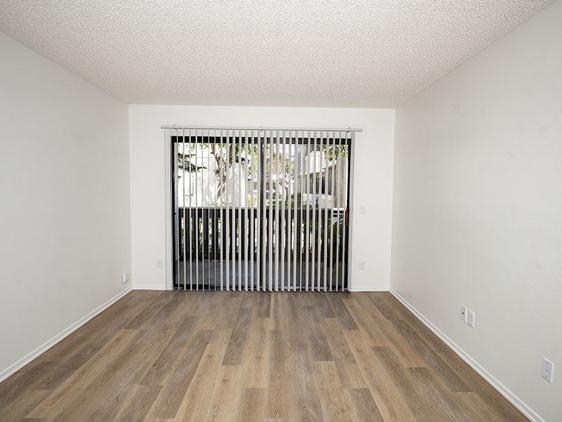 Senior Housing 55+ - Heritage Village Anaheim Image 16