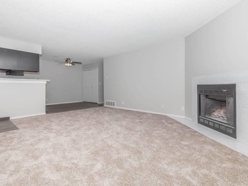 Ironwood at Palmer Park Apartments Image 9