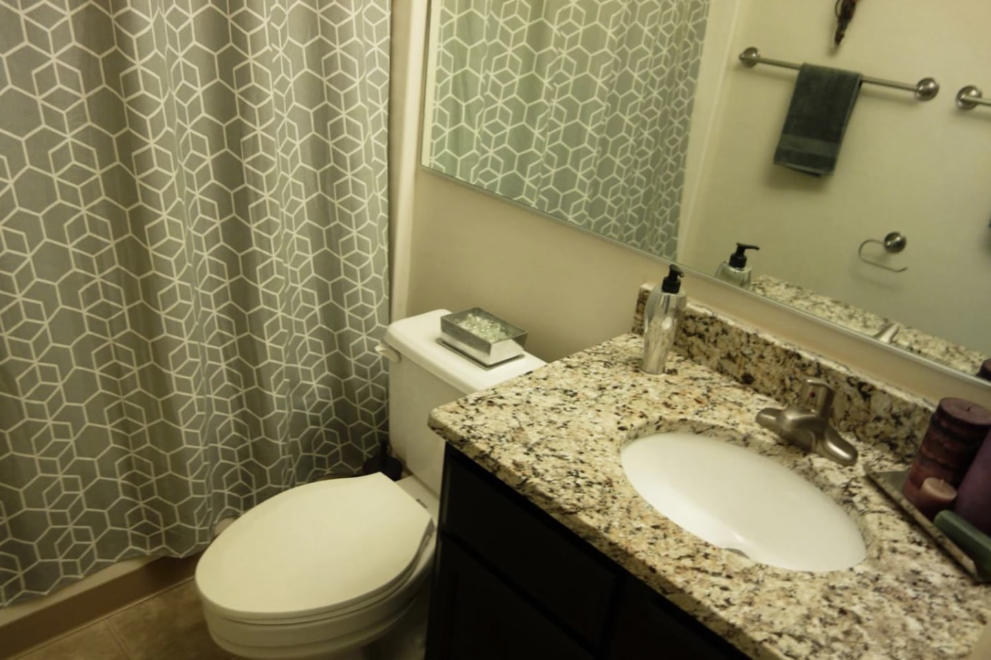 One Central Apartment Homes Image 19